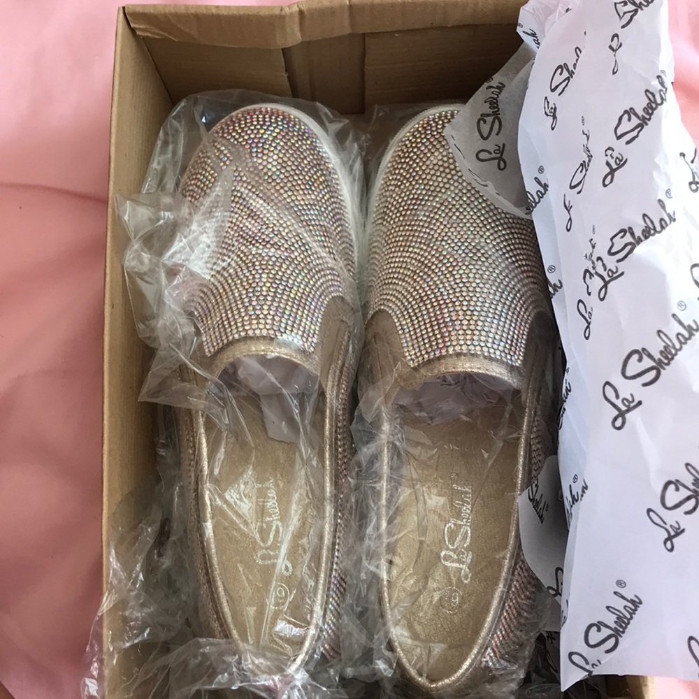 Slip-On Shoes - Picture 4 of 6